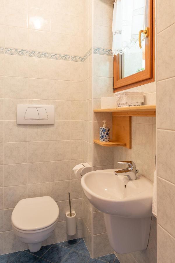 Haus Bellutti Apartment Termeno Bagian luar foto