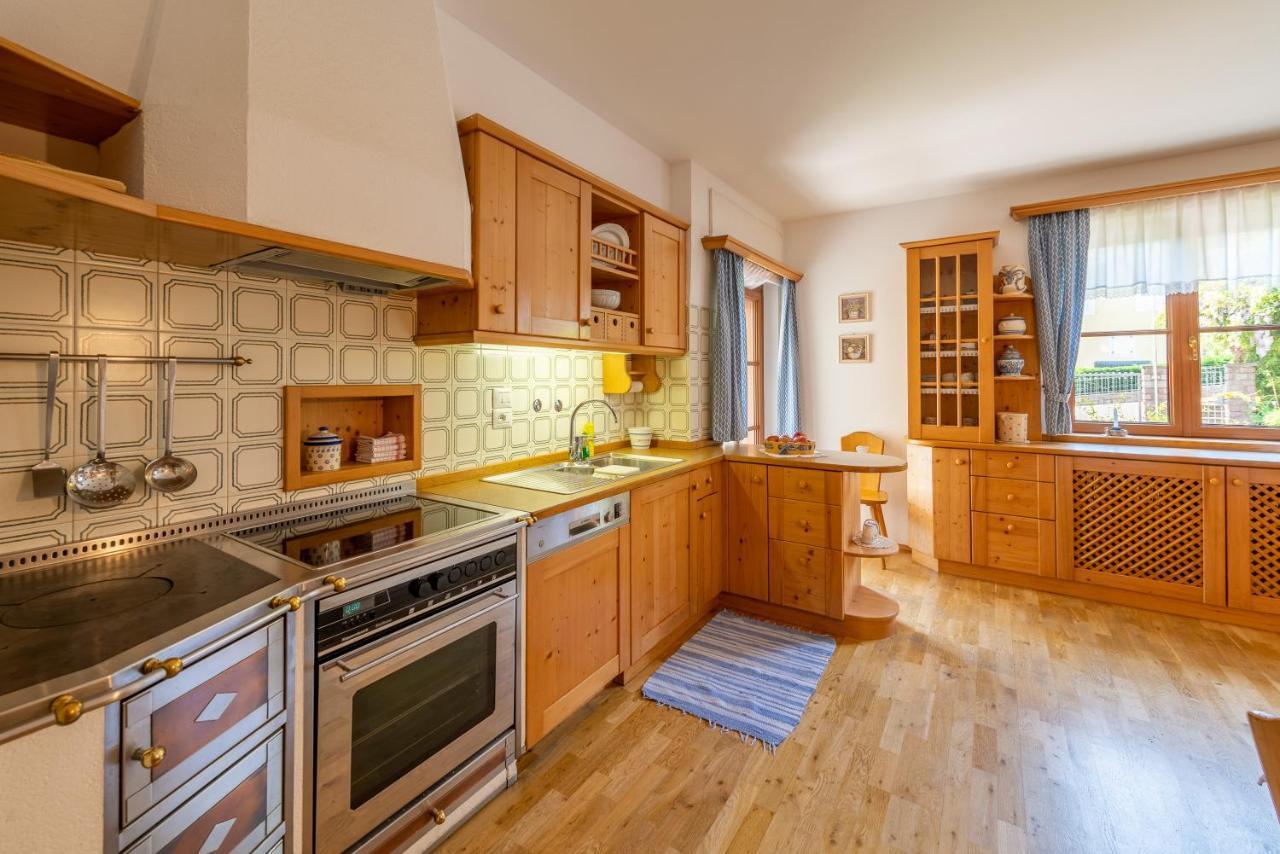 Haus Bellutti Apartment Termeno Bagian luar foto