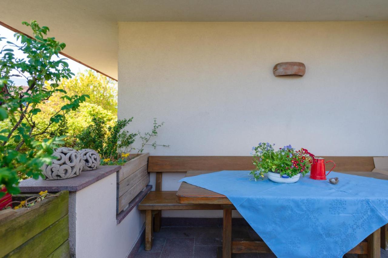 Haus Bellutti Apartment Termeno Bagian luar foto
