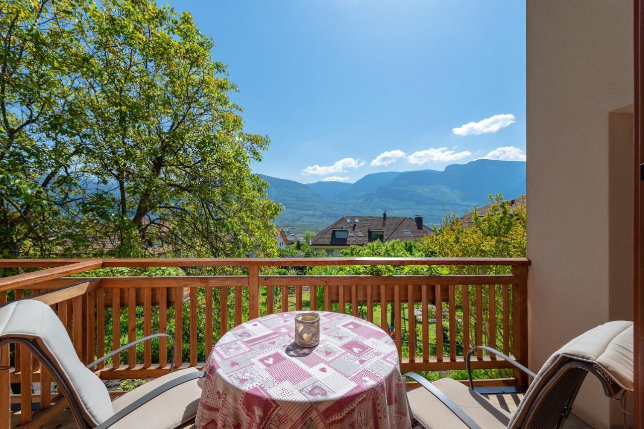 Haus Bellutti Apartment Termeno Bagian luar foto