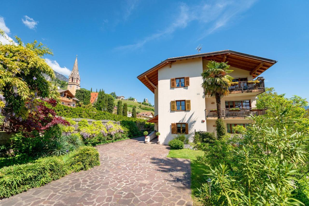 Haus Bellutti Apartment Termeno Bagian luar foto